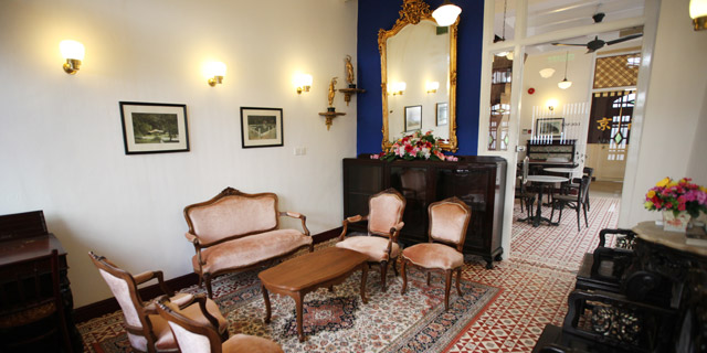 Nam Keng Hotel Facilities meeting Lounge