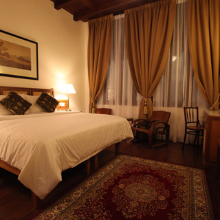 Nam Keng Hotel Rooms